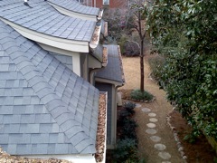 Get Your Dirty Gutters Cleaned by Acworth's Best Gutter Cleaners